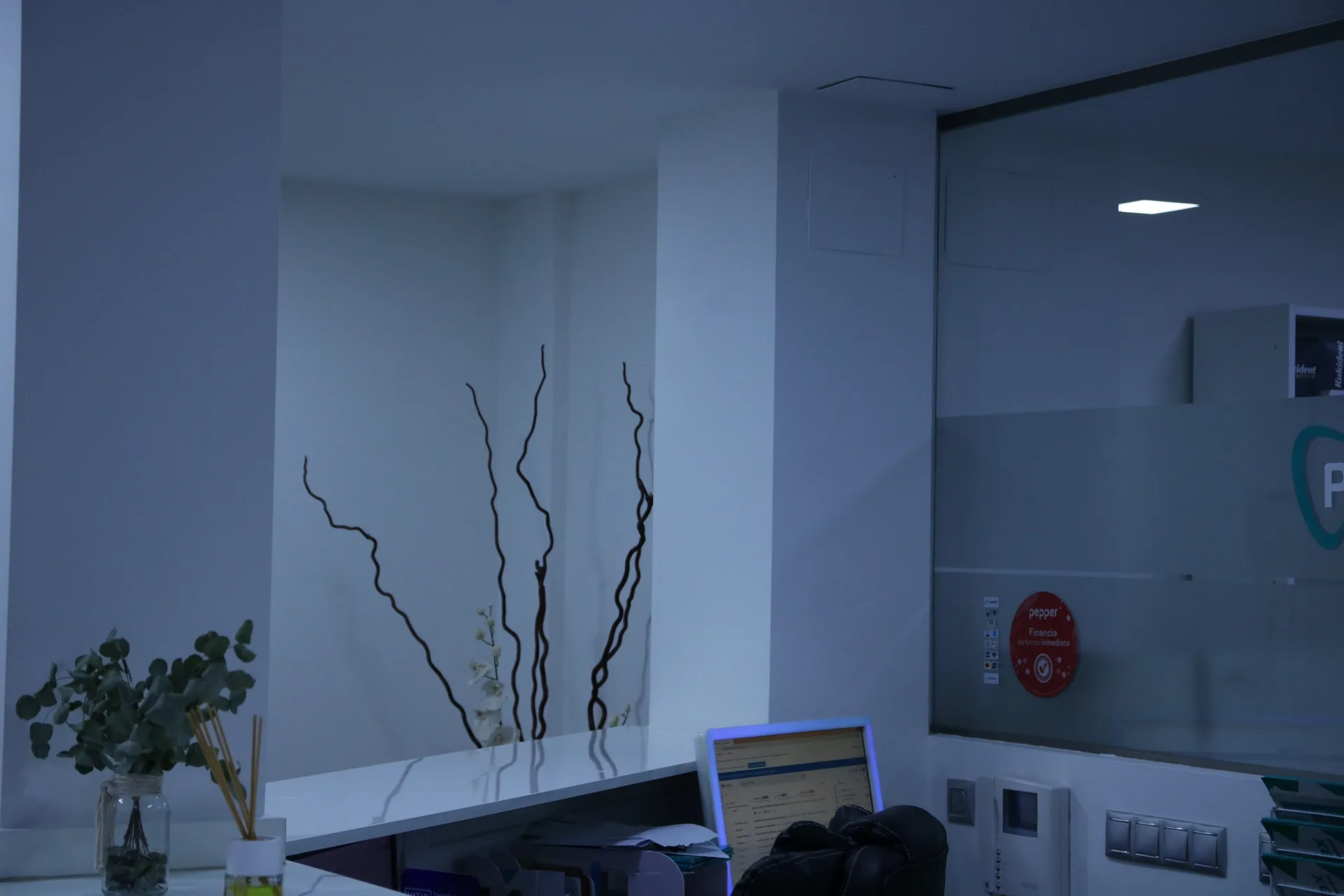 Evaluación periodontal de recesión gingival en PerioMax Alicante